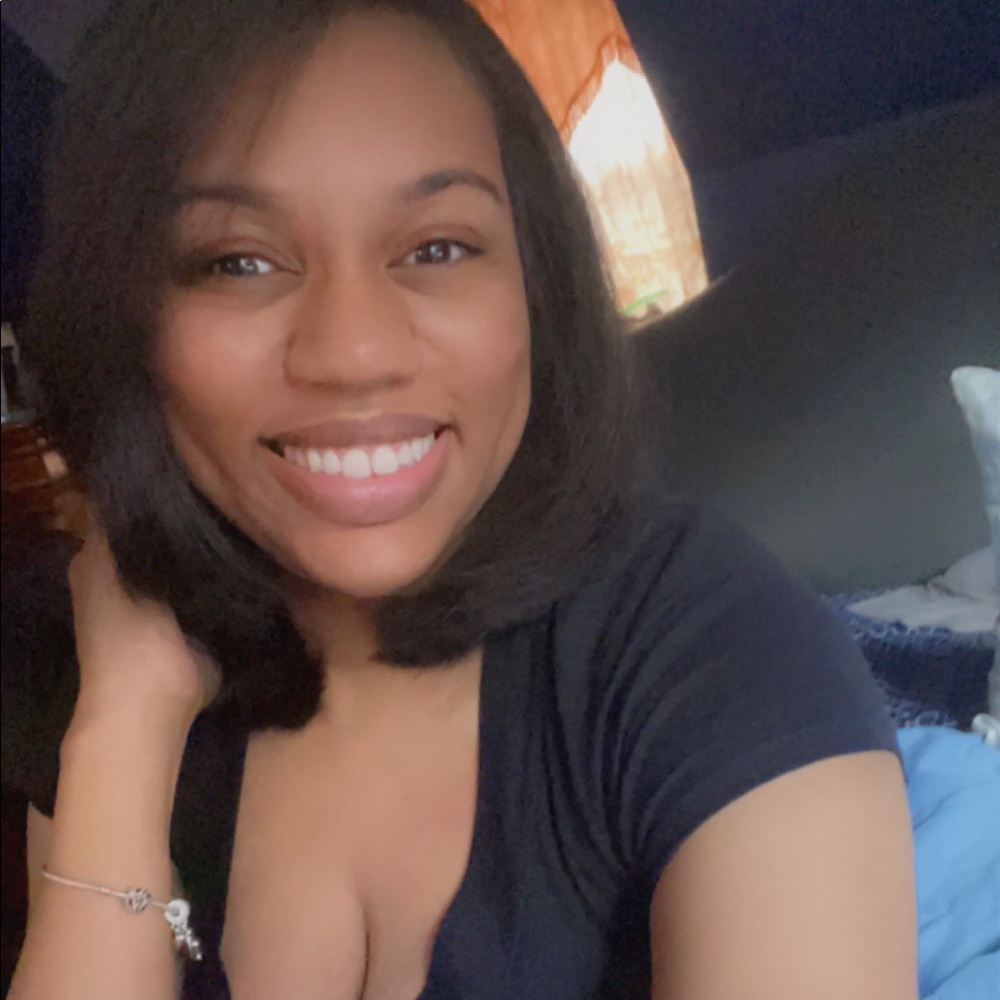 Meet your Posher, Brittany